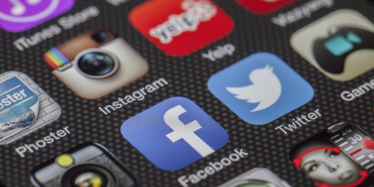 Aplicaciones, plataformas digitales, redes sociales