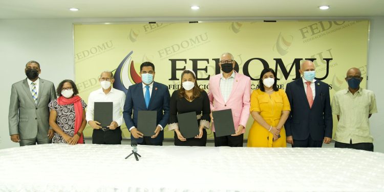 Acuerdan conformación de Mesa Técnica para la Transversalidad de Género en sector municipal