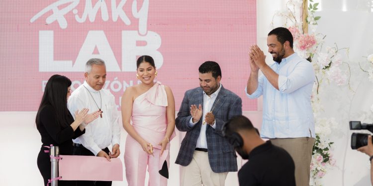 Con una inversión de US$2 millones, Hair Plus inaugura su laboratorio en La Vega