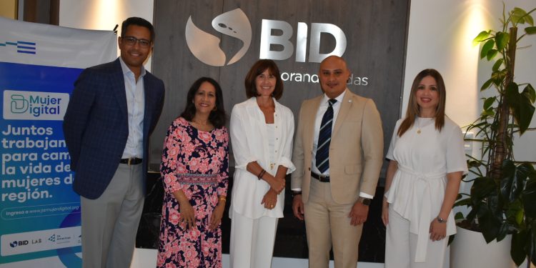 Ja Americas y BID-Lab presentan programa “Mujer Digital”