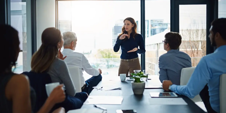 Empresas lideradas por mujeres generaron 20,814 en septiembre de 2023