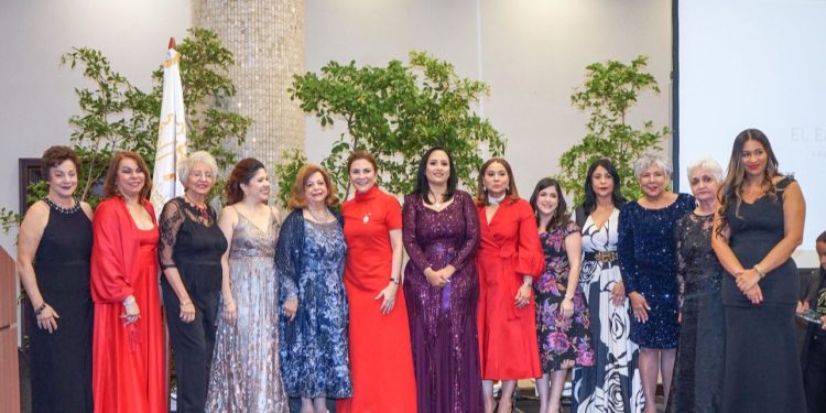 ADME reconoce a empresas lideradas por mujeres