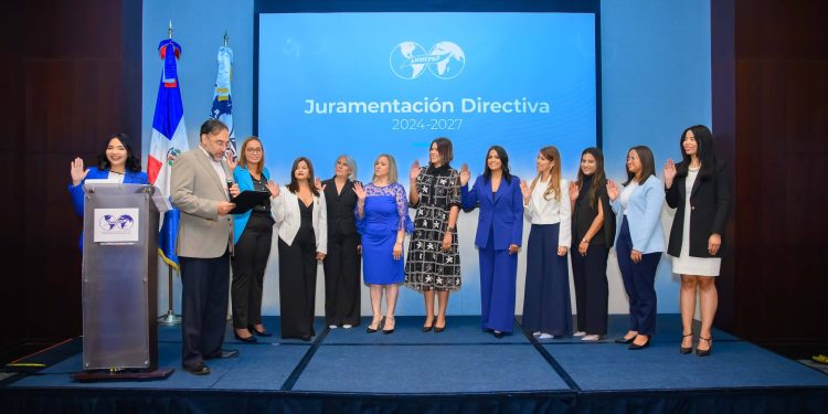 Anmepro juramenta nueva junta directiva para el período 2024-2027