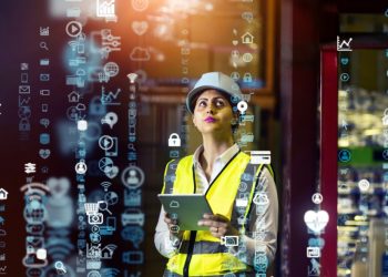 Programa busca preparar a mujeres para asumir roles directivos en el sector manufacturero