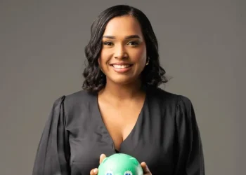 Massiel de Jesús es nominada por su aporte a la educación financiera de las madres