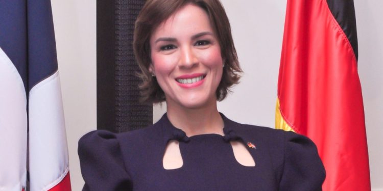 Eileen Jiménez Cantisano, primera mujer en presidir la Cámara Domínico-Alemana