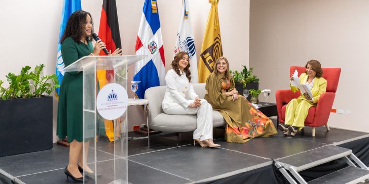 Diálogo de alto nivel busca fortalecer participación de mujeres en sistema electoral