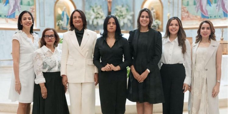 FEM y ANMEPRO honran la memoria de su fundadora Josefina Espaillat Nanita